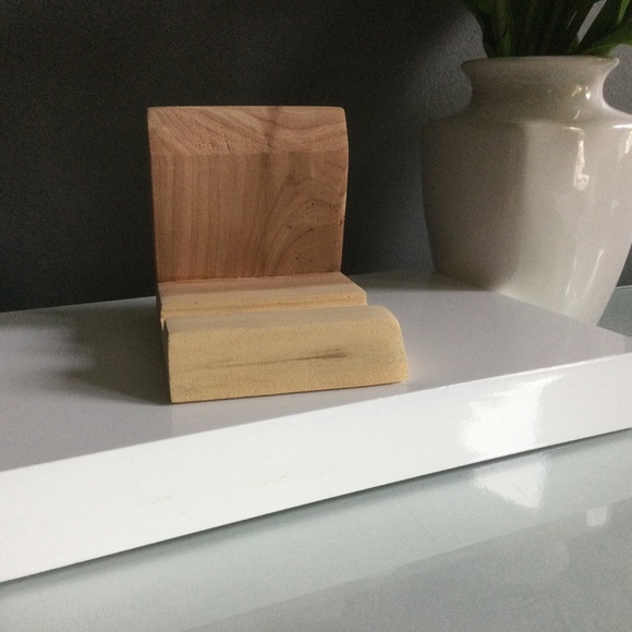 Handmade Wood Phone Stand - Picture 4 of 5